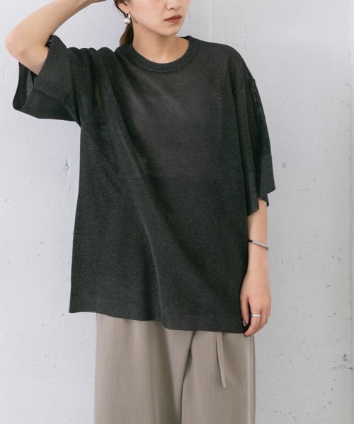 KBF（ケイビーエフ）の「オーバーサイズガラスニットTシャツ（ニット/セーター・レディース・ライトベージュ/グリーン/ブラック・ONE）」の11枚目の写真
