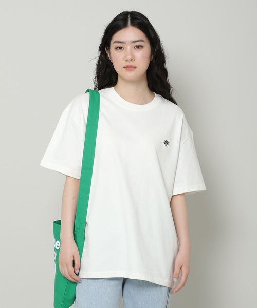 ALAND（エーランド）の「【UNISEX】ALAND／NEW FISH ワッペンT 2349518（Tシャツ/カットソー・レディース・ブラック/アイボリー・MEDIUM/LARGE）」の9枚目の写真