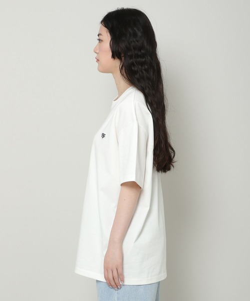 ALAND（エーランド）の「【UNISEX】ALAND／NEW FISH ワッペンT 2349518（Tシャツ/カットソー・レディース・ブラック/アイボリー・MEDIUM/LARGE）」の11枚目の写真