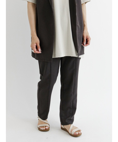 Samansa Mos2 blue(サマンサモスモスブルー)の「リネン混テーパードパンツ(セットアップ可)(その他パンツ・レディース・カーキ/ベージュ/チャコール・フリ-)」の2枚目の写真