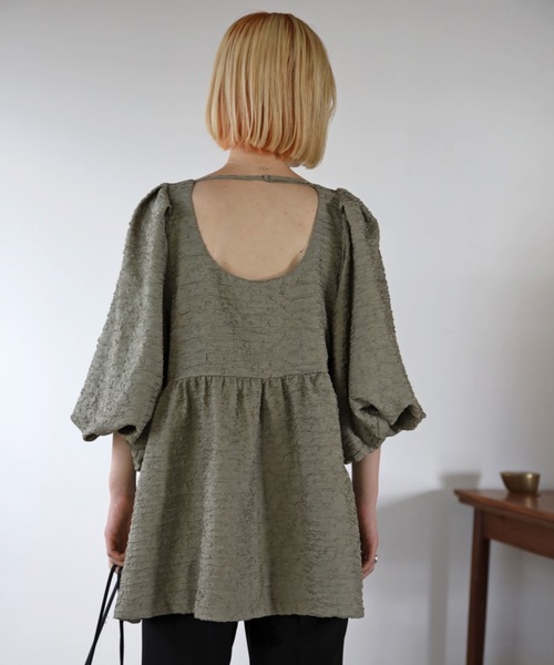 UNFIELD(アンフィールド)の「【UNFIELD】ふくれジャガードチュニック(チュニック・レディース・ブラック/グリーン・FREE)」の3枚目の写真