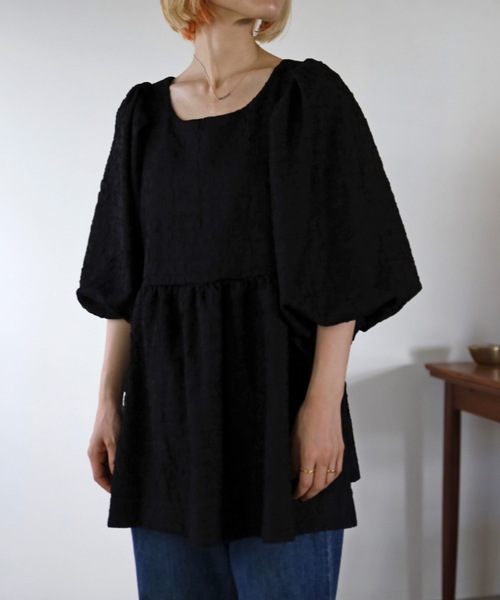 UNFIELD(アンフィールド)の「【UNFIELD】ふくれジャガードチュニック(チュニック・レディース・ブラック/グリーン・FREE)」の5枚目の写真