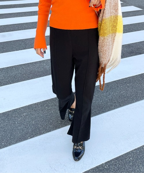 Meli rich（メリーリッチ）の「軽やかな穿き心地。ストレッチセンタータックパンツ（スラックス・レディース・グレイッシュベージュ/イエロー/ダークグリーン/モカ/ブラック・MEDIUM/SMALL）」の8枚目の写真