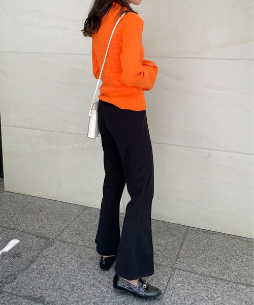 Meli rich（メリーリッチ）の「軽やかな穿き心地。ストレッチセンタータックパンツ（スラックス・レディース・グレイッシュベージュ/イエロー/ダークグリーン/モカ/ブラック・MEDIUM/SMALL）」の12枚目の写真