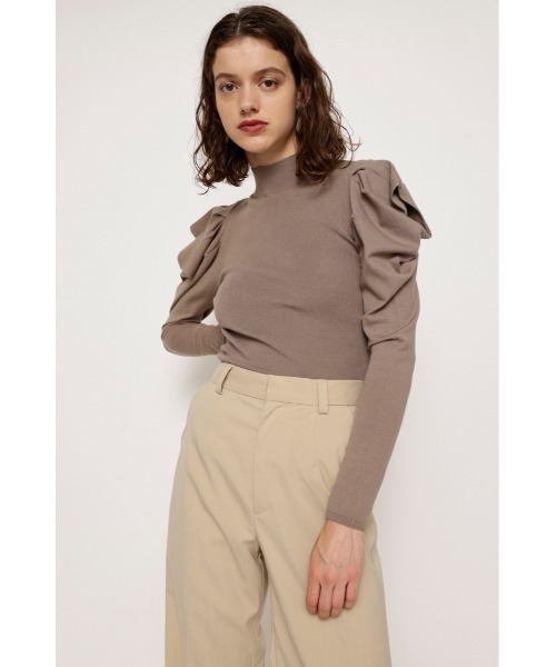 SLY（スライ）の「EDGE PUFF TOPS エッジ パフ トップス ニット（ニット/セーター・レディース・ダークベージュ/ブラック/アイボリー/ライトグリーン・FREE）」の4枚目の写真