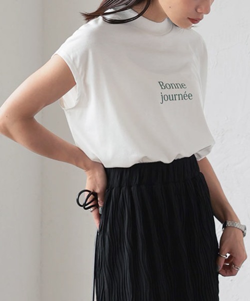 KOBE LETTUCE(コウベレタス)の「選べる2デザインモックネックフレンチロゴTシャツ(Tシャツ/カットソー・レディース・ホワイト×グリーン/ホワイト系その他/グレー系その他/ブラウン系その他/ホワイト系その他2/ホワイト系その他3/グレー系その他2/ブラウン系その他2・FREE)」の4枚目の写真