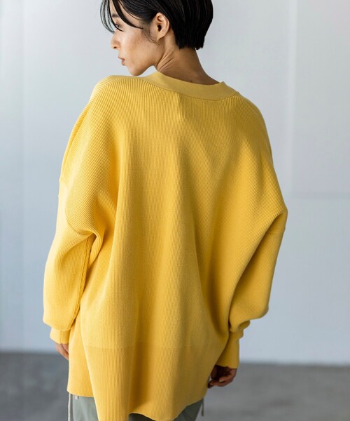 THE SHOP TK （ザ ショップ ティーケー ）の「◆ボリューム袖ミドル丈カーディガン（カーディガン/ボレロ・レディース・ブラック/イエロー/ライトベージュ/ピンク系・11/12/13）」の8枚目の写真