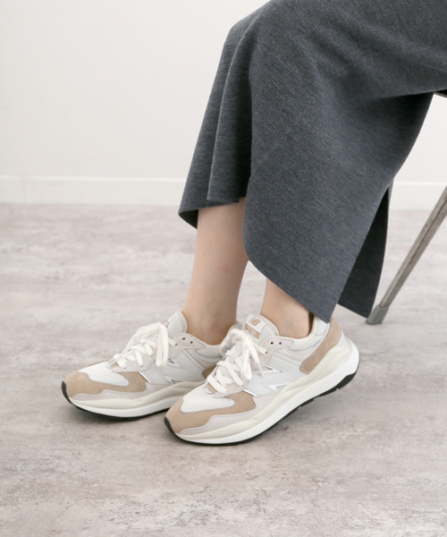 SLOBE IENA（スローブイエナ）の「《WEB限定》【NEW BALANCE / ニューバランス】 M5740（スニーカー・レディース・ホワイト・23cm/22.5cm/23.5cm/24cm/24.5cm）」の12枚目の写真