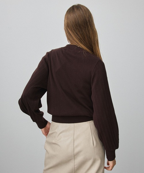 PUBLIC TOKYO（パブリックトウキョウ）の「3シーズンプリーツボリュームスリーブニット/ウォッシャブル（ニット/セーター・レディース・アイボリー/マスタード/バーガンディー・FREE）」の22枚目の写真