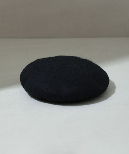 B:MING by BEAMS（ビーミングバイビームス）の「B:MING by BEAMS / バスク ベレー帽 22FW（ハンチング/ベレー帽・レディース・ブラウン系その他/グレー系その他/ブラック/レッド・ONE SIZE）」の2枚目の写真