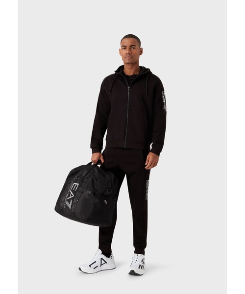 EMPORIO ARMANI EA7（エンポリオアルマーニイーエーセブン）の 