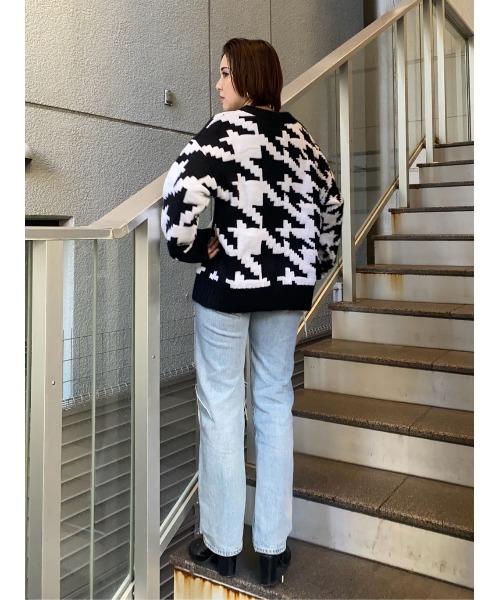 EGOIST(エゴイスト)の「変形千鳥ニットトップス(ニット/セーター・レディース・ベージュ/ブラック・FREE)」の21枚目の写真