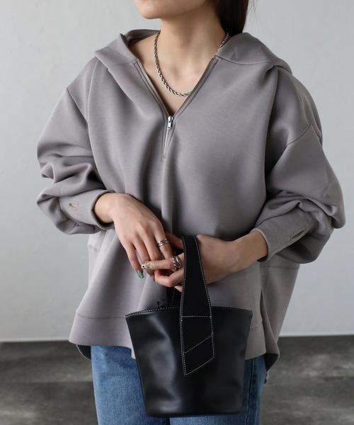 sakishimatokyo(サキシマトーキョー)の「ダンボールハーフZIPパーカー(パーカー・レディース・ホワイト/グレイッシュベージュ/ブラック・FREE)」の9枚目の写真