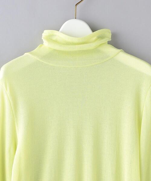 UNITED ARROWS(ユナイテッドアローズ)の「C/N シアー リブ タートルネック カットソー(Tシャツ/カットソー・レディース・ブラック/ホワイト/ライム・FREE)」の18枚目の写真