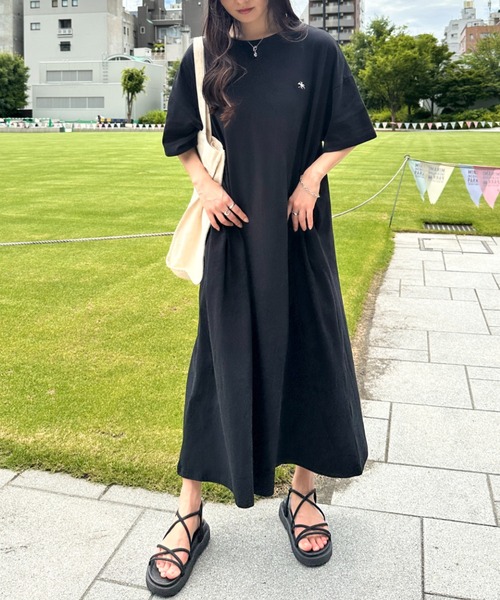 POLOCHAMPS(ポロチャンプス)の「【POLOCHAMPS/ポロチャンプス】別注 ワンポイント刺繍 半袖ロング丈 マタニティ Tワンピース(ワンピース・レディース・ブラック/ライトグレー/ベージュ・FREE)」の10枚目の写真