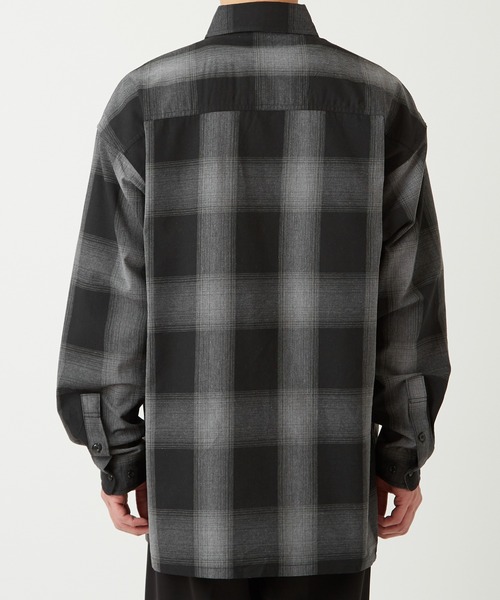 improves（インプローブス）の「サステナブル オンブレ チェック 長袖シャツ（シャツ/ブラウス・メンズ・ホワイト/ブルー/ブラウン/チャコール・MEDIUM/LARGE）」の18枚目の写真