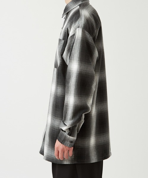 improves（インプローブス）の「サステナブル オンブレ チェック 長袖シャツ（シャツ/ブラウス・メンズ・ホワイト/ブルー/ブラウン/チャコール・MEDIUM/LARGE）」の20枚目の写真