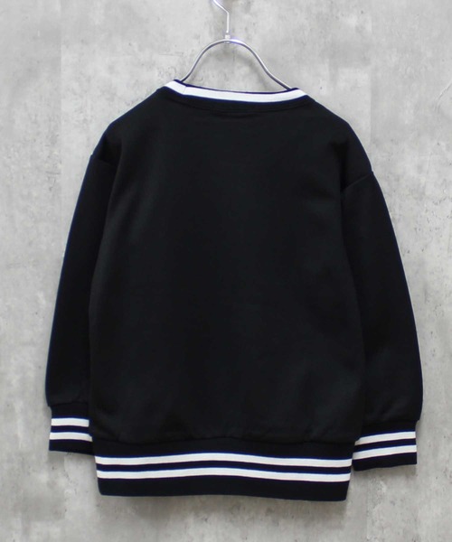 THE CASUAL（カジュアル）の「ラインリブちょいビッグトレーナー（スウェット・キッズ・ネイビー系/ダークグリーン系/杢グレー/グレー系/オフホワイト/チャコール/ベージュ系/ダークネイビー/グレー系1/ベージュ系1/ブラック/ホワイト系/ブラック系/ベージュ/ダークグリーン/グレー系2・110cm/140cm/130cm/120cm/160cm/150cm）」の22枚目の写真