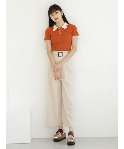 MURUA（ムルーア）の「ハイウエストタックワイドパンツ（スラックス・レディース・イエロー/ブルー/グレー/アイボリー・2/1）」の12枚目の写真