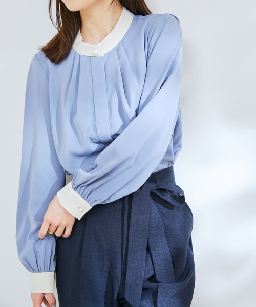 vis-`a-vis（ビサビ）の「【WEB限定】パール釦付きドット＆無地バイカラータックブラウス（シャツ/ブラウス・レディース・ホワイト系その他5/ブラック系その他/サックスブルー/ピンク・FREE）」の3枚目の写真