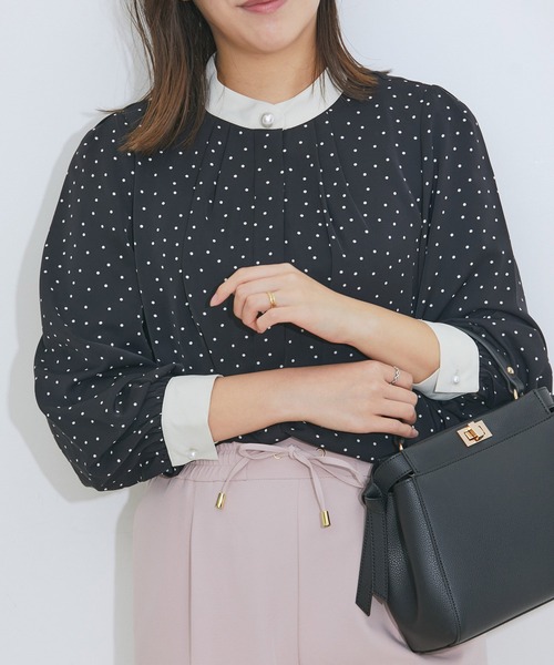 vis-`a-vis（ビサビ）の「【WEB限定】パール釦付きドット＆無地バイカラータックブラウス（シャツ/ブラウス・レディース・ホワイト系その他5/ブラック系その他/サックスブルー/ピンク・FREE）」の14枚目の写真