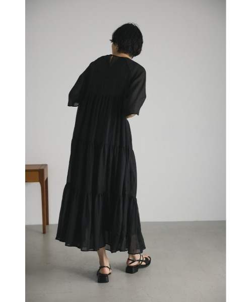 STYLEMIXER（スタイルミキサー）の「ティアードシアーワンピース（ワンピース・レディース・ブルー/ブラック/ベージュ・SMALL/MEDIUM）」の8枚目の写真