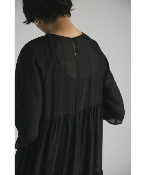 STYLEMIXER（スタイルミキサー）の「ティアードシアーワンピース（ワンピース・レディース・ブルー/ブラック/ベージュ・SMALL/MEDIUM）」の9枚目の写真