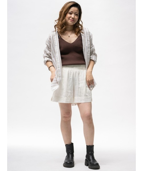 GAP(ギャップ)の「リネン イージーシャツ(シャツ/ブラウス・レディース・ブルー/ホワイト/ブラック/ベージュ/オレンジ系その他/ベージュ系その他・S/XS/M/XXS/L)」の14枚目の写真