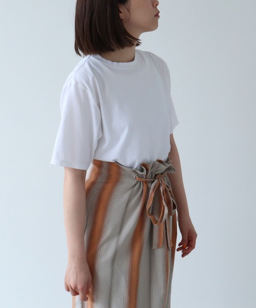 yuni（ユニ　）の「●18/-スーピマキュプラ天竺　Tシャツ（Tシャツ/カットソー・レディース・ブラウン/ホワイト/ブラック/アイボリー・FREE）」の21枚目の写真