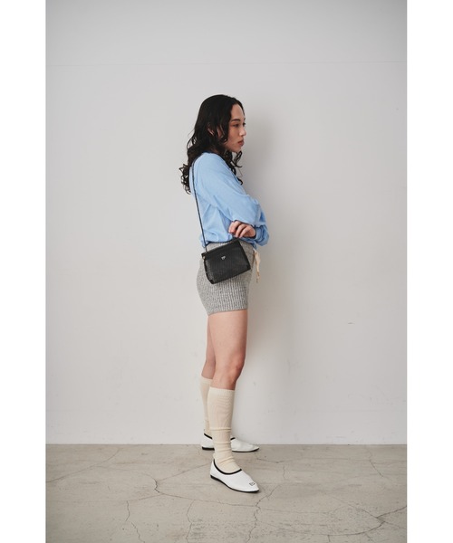 THEATRE PRODUCTS(シアタープロダクツ)の「チュールショルダーポシェット-M-(ショルダーバッグ・レディース・ブラック/シルバー/ゴールド・FREE)」の4枚目の写真