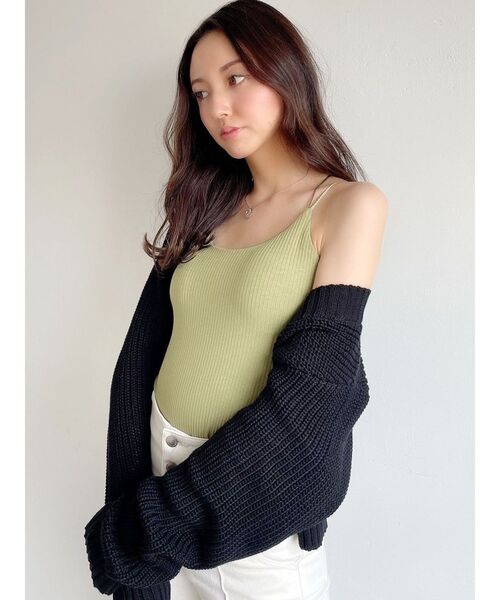 RESEXXY（リゼクシー）の「サテンストリングキャミソール（キャミソール・レディース・ベージュ/ブラック/グリーン・FREE）」の4枚目の写真