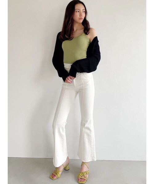 RESEXXY（リゼクシー）の「サテンストリングキャミソール（キャミソール・レディース・ベージュ/ブラック/グリーン・FREE）」の6枚目の写真