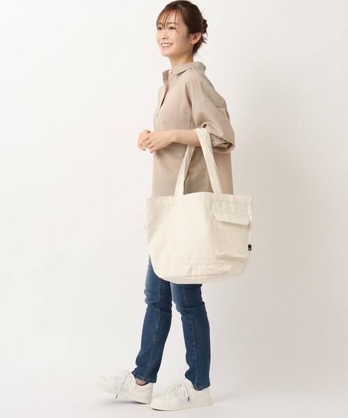 one'sterrace(ワンズテラス)の「【A4可】ROOTOTE ルートート ミディアム リサイクルコットンB(トートバッグ・レディース・オフホワイト/ブラック/グレー系・99)」の13枚目の写真