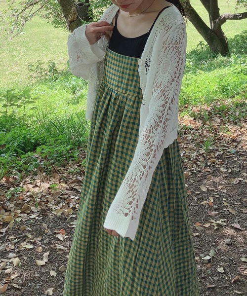 AS KNOW AS plus（アズノゥアズプラス）の「○おはなクロシェ かぎ針編みカーディガン（カーディガン/ボレロ・レディース・オフホワイト/ブルー/ブラック/グリーン/オレンジ/ピンク/ミント/ライム/ブラウン/グレイッシュブルー/チャコール/キャメル・FREE）」の20枚目の写真