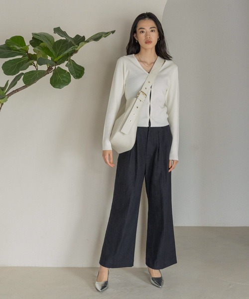 eL（エル）の「【eL】12G LinenBrend Short Cardigan/195704（カーディガン/ボレロ・レディース・ライトブルー/ブラック/オフホワイト/ライトピンク・FREE）」の5枚目の写真