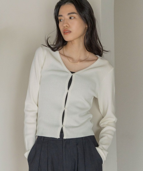eL（エル）の「【eL】12G LinenBrend Short Cardigan/195704（カーディガン/ボレロ・レディース・ライトブルー/ブラック/オフホワイト/ライトピンク・FREE）」の17枚目の写真
