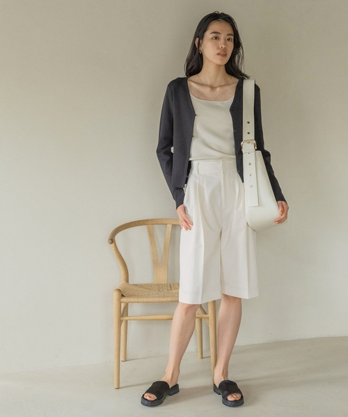 eL（エル）の「【eL】12G LinenBrend Short Cardigan/195704（カーディガン/ボレロ・レディース・ライトブルー/ブラック/オフホワイト/ライトピンク・FREE）」の11枚目の写真