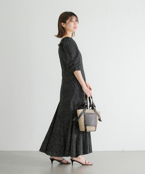 La TOTALITE（ラトータリテ）の「【VIOLAd’ORO/ヴィオラドーロ】abaca*leather combi Bag（ハンドバッグ・レディース・ブラック/キャメル・FREE）」の4枚目の写真