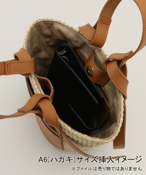 La TOTALITE（ラトータリテ）の「【VIOLAd’ORO/ヴィオラドーロ】abaca*leather combi Bag（ハンドバッグ・レディース・ブラック/キャメル・FREE）」の19枚目の写真