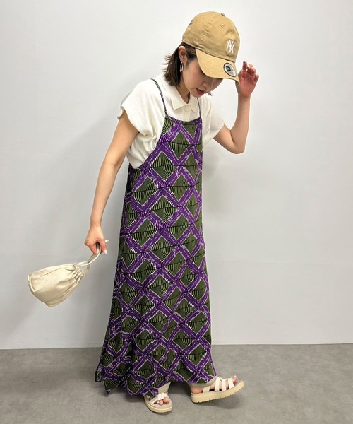 lil nina(リルニーナ)の「lil nina バックリボンキャミワンピース プリント(ワンピース・レディース・グリーン×ピンク/ネイビー/ダークベージュ・FREE)」の7枚目の写真