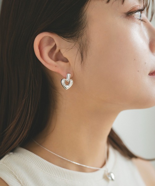VANNIE U(ヴァニーユー)の「heart lock pierce(ピアス(両耳用)・レディース・シルバー/ゴールド・FREE)」の10枚目の写真
