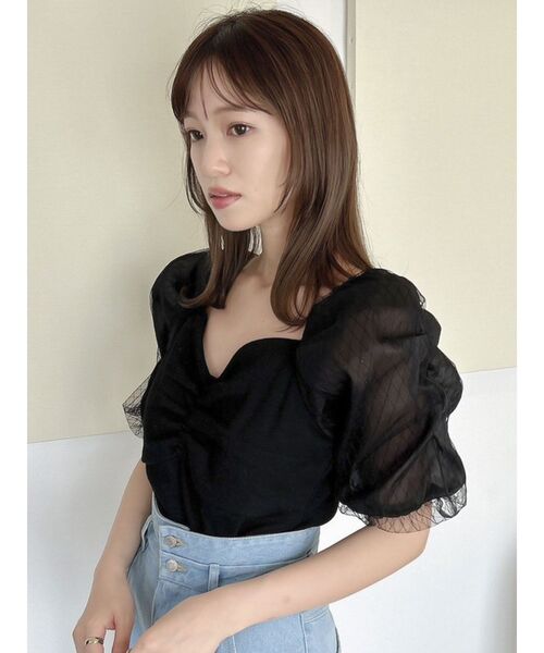 dazzlin（ダズリン）の「ハートギャザーチューブスリーブトップス（Tシャツ/カットソー・レディース・ブラック/ベージュ/グリーン・FREE）」の16枚目の写真