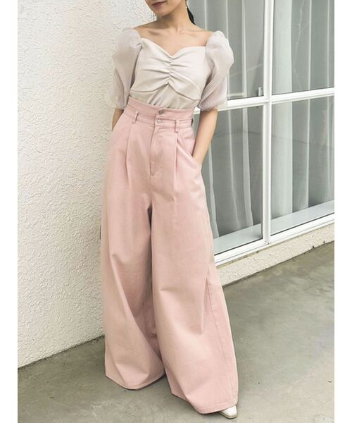 dazzlin（ダズリン）の「ハートギャザーチューブスリーブトップス（Tシャツ/カットソー・レディース・ブラック/ベージュ/グリーン・FREE）」の9枚目の写真