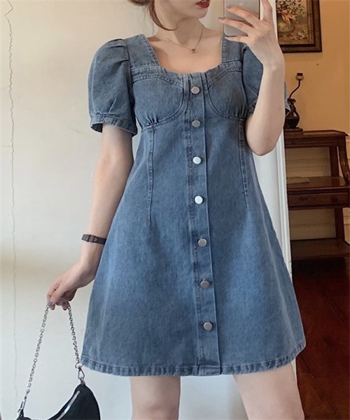 FREE STYLISTS（フリー スタイリスト）の「スクエアネックデニムミニワンピース（ワンピース・レディース・ブルー・M/L/XL/3XL/2XL/4XL）」の7枚目の写真
