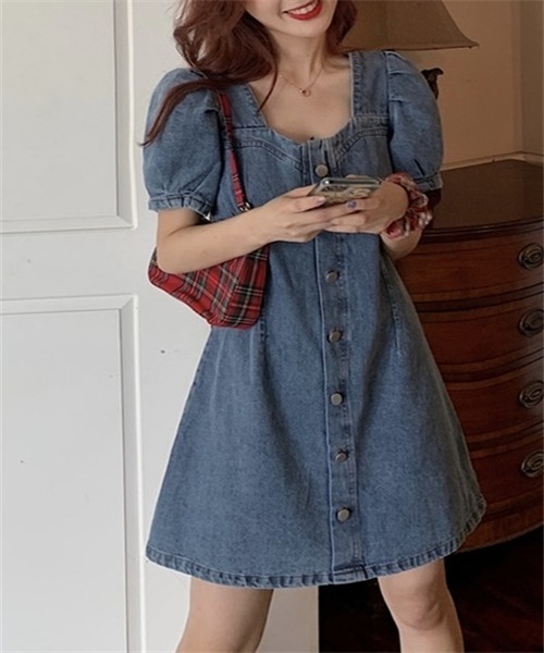 FREE STYLISTS（フリー スタイリスト）の「スクエアネックデニムミニワンピース（ワンピース・レディース・ブルー・M/L/XL/3XL/2XL/4XL）」の11枚目の写真