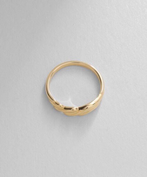 COCOSHNIK（ココシュニック）の「K10ウェーブロープ リング（リング・レディース・イエローゴールド・10号/12号/14号）」の4枚目の写真