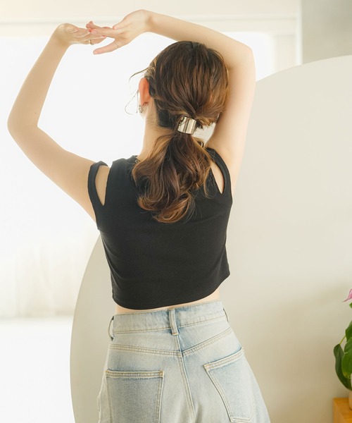 moulis'(ムーリス)の「ショルダースリットハイネックトップス(タンクトップ・レディース・ホワイト/ブラック/ベビーピンク・MEDIUM/LARGE/SMALL)」の18枚目の写真