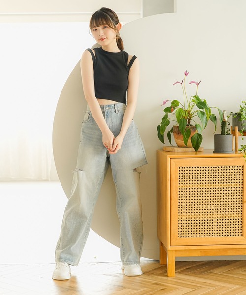 moulis'(ムーリス)の「ショルダースリットハイネックトップス(タンクトップ・レディース・ホワイト/ブラック/ベビーピンク・MEDIUM/LARGE/SMALL)」の19枚目の写真