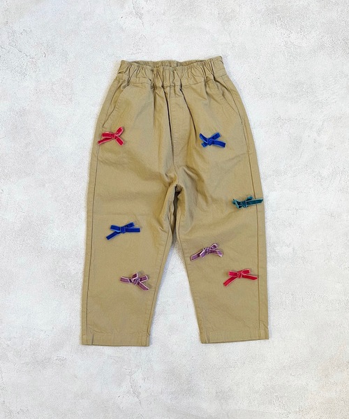 CALMIA(カルミア)の「リボンいっぱいパンツ(80~150cm)(その他パンツ・キッズ・ベージュ/ネイビー・130/140/80/90/110/120/150/100)」の1枚目の写真