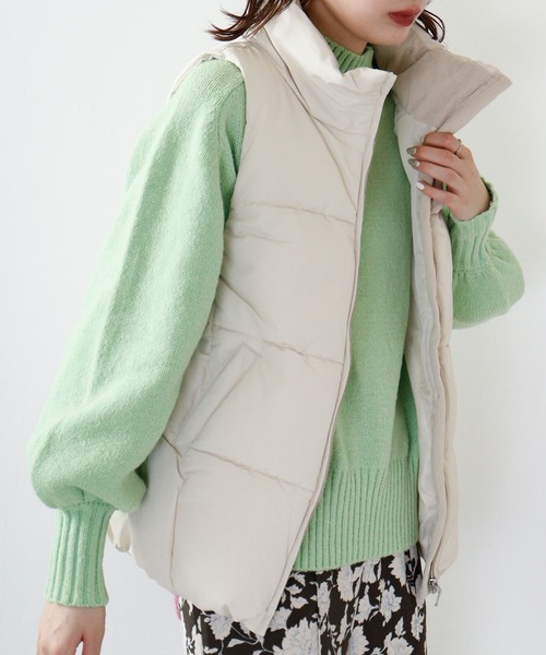 hunch（ハンチ）の「hunch ハイカウントポリエステル　ソロナベスト（ダウンベスト・レディース・ブルー/ライトベージュ・FREE）」の7枚目の写真